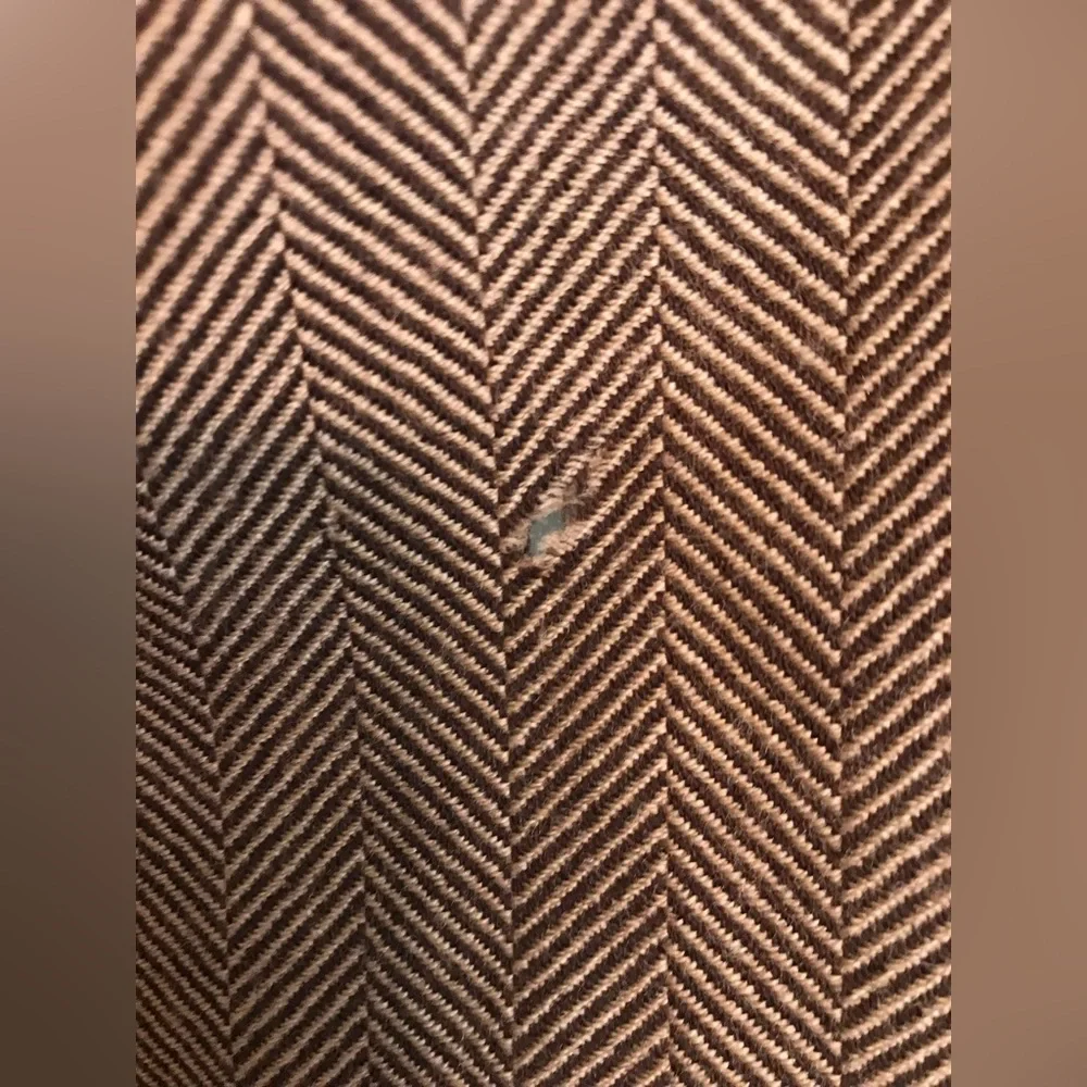 (with flaws) PLEASE SEE PHOTOS FOR FLAWS New Gucci 344993Wool Logo Scarf